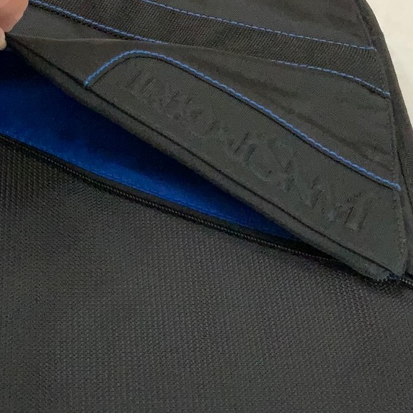 Jansport FIRST CLASS 13” messenger - Blk/Blue Streak - Picture 3 of 14